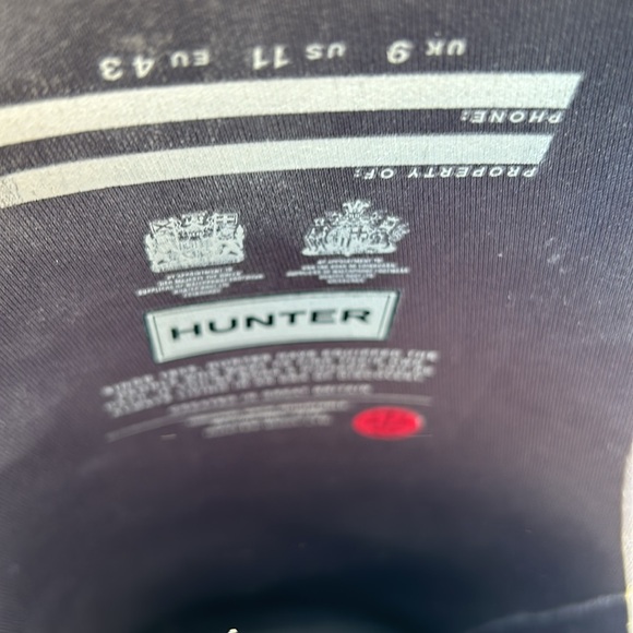 Hunter boots size 11 with extra calf space worn a few   times almost new…. - Picture 3 of 7